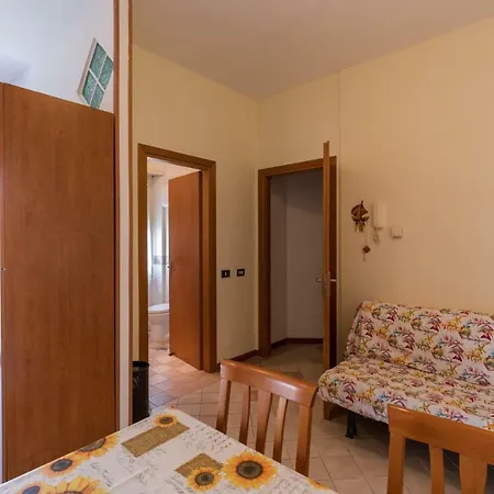 Viola Apartment *